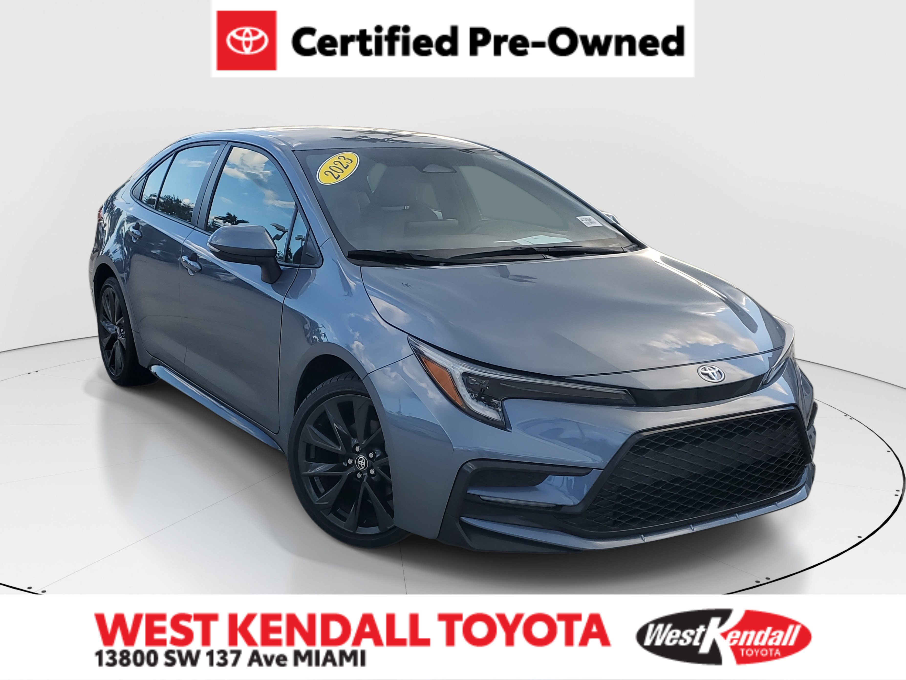 2023 Toyota Corolla SE's photo