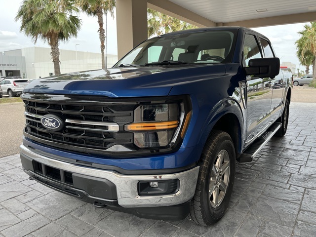 2024 Ford F-150 XLT photo 3