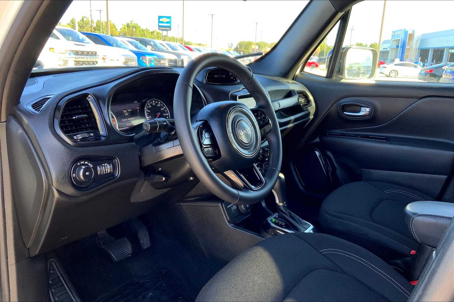2022 Jeep Renegade Altitude photo 15