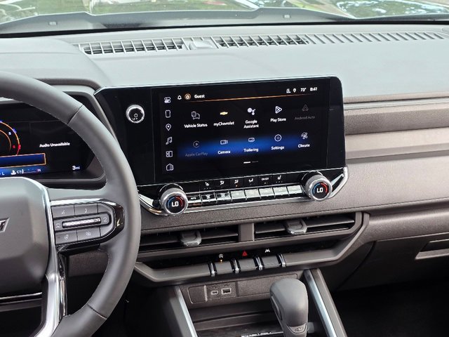 2026 Chevrolet Colorado Trail Boss photo 2