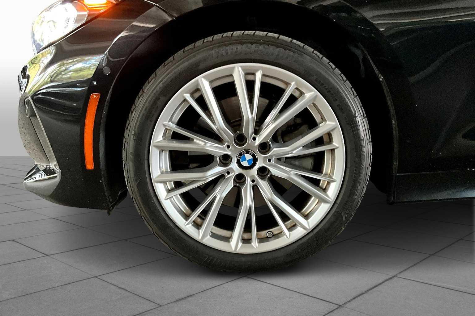2023 Bmw 330i photo 10