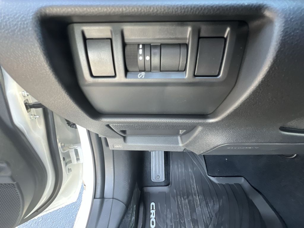 2025 Subaru Crosstrek Premium photo 16