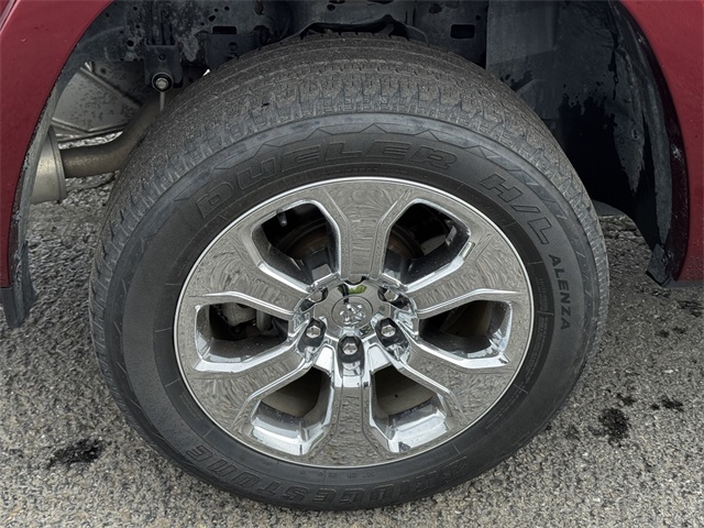 2022 Ram 1500 Laramie photo 11