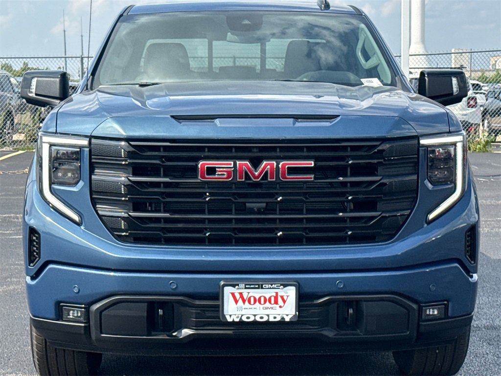 2026 GMC SIERRA - Image 2