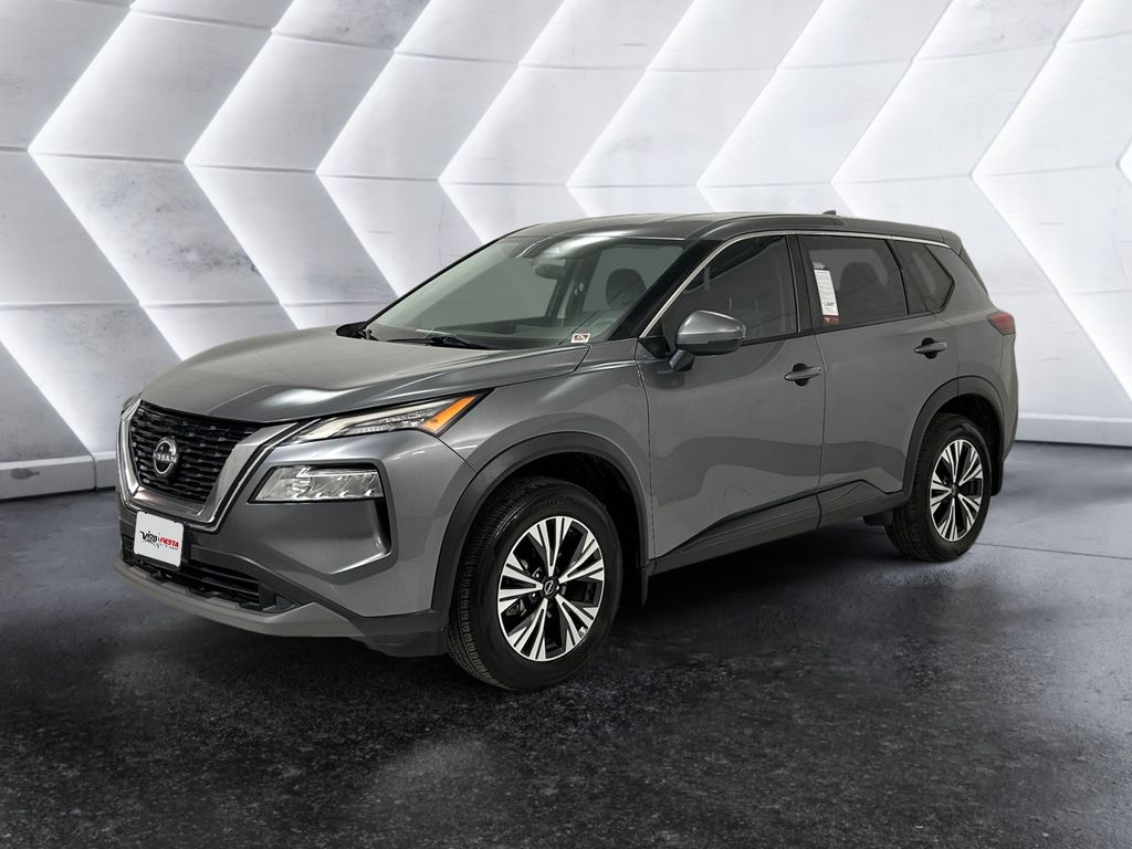 2022 Nissan Rogue SV photo 2