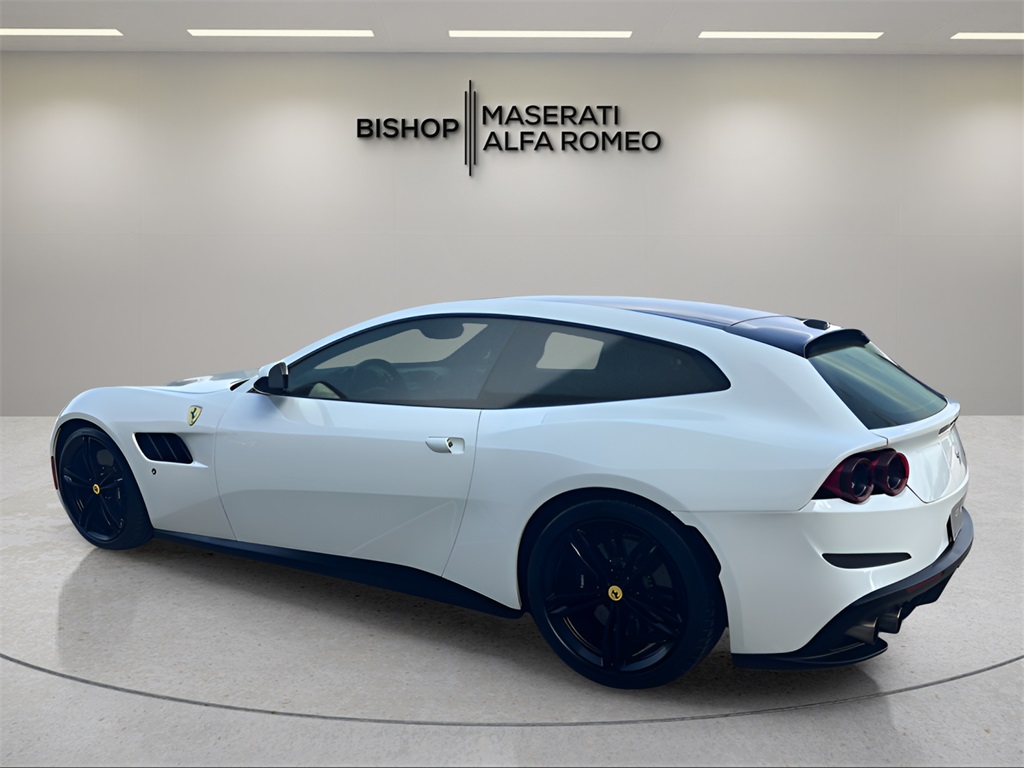 2017 Ferrari GTC4Lusso photo 4
