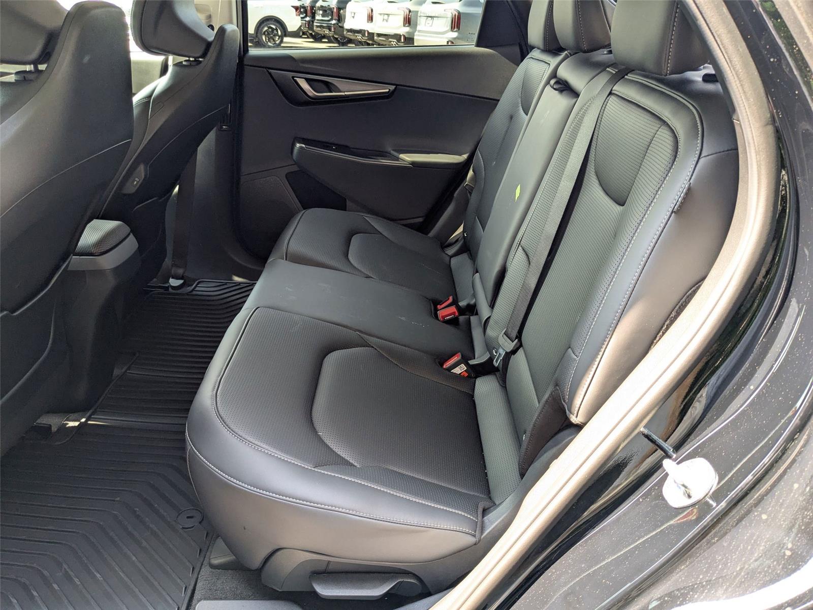 2025 Kia EV6 Wind photo 26