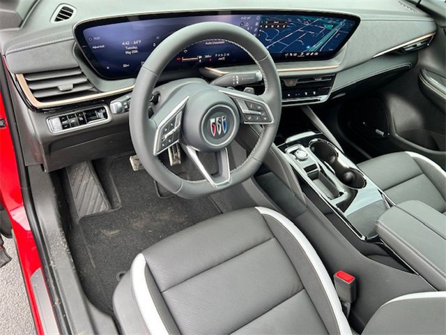 2025 Buick Envision Sport Touring photo 12