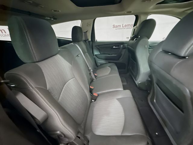 2014 Chevrolet Traverse 1LT photo 25