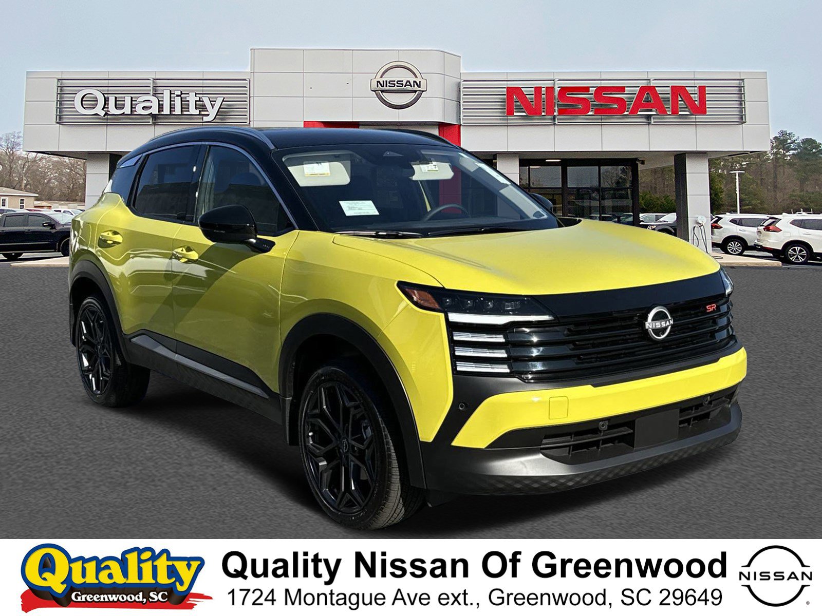 2025 Nissan Kicks SR's photo