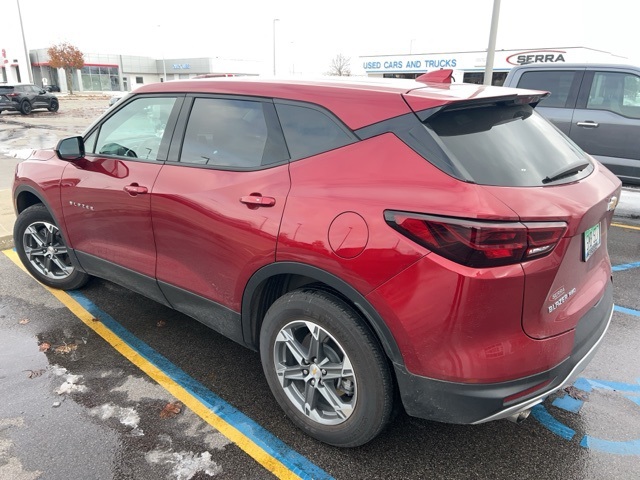 2023 Chevrolet Blazer 2LT photo 3