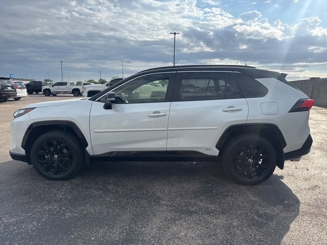 2024 Toyota RAV4 Hybrid XSE photo 3