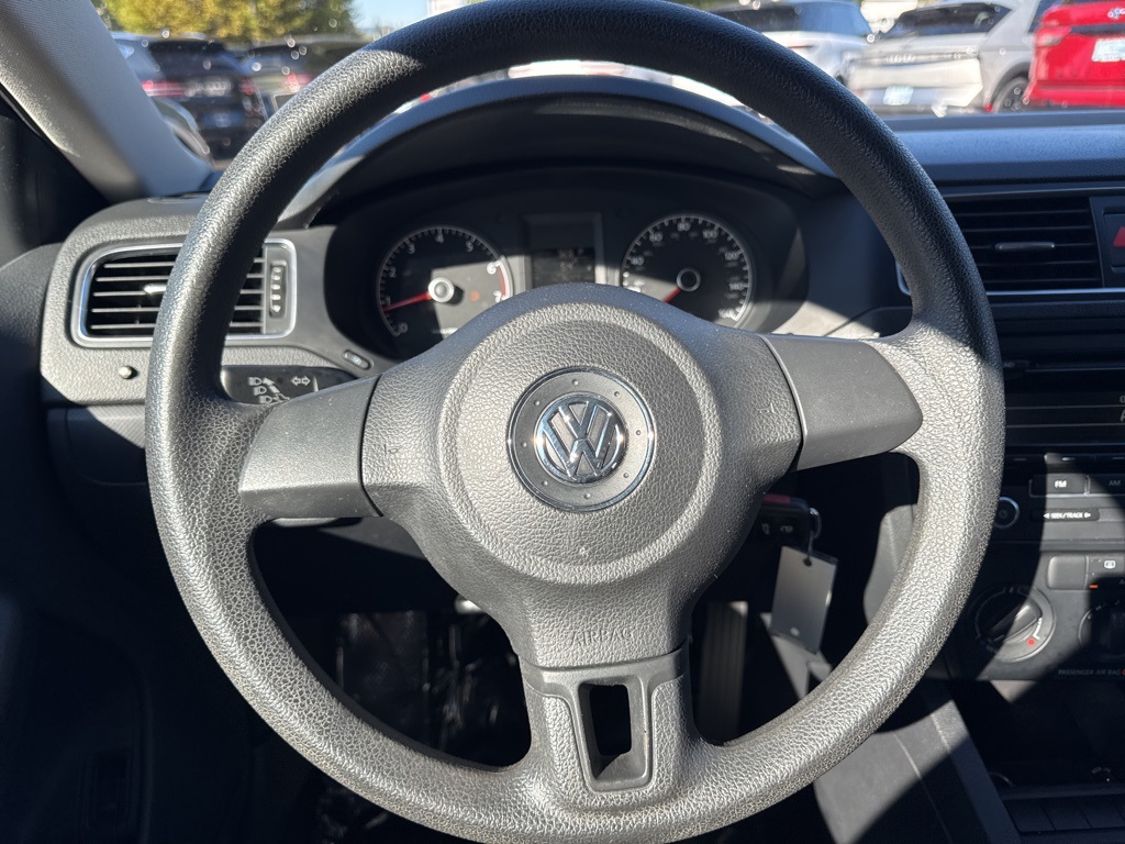 2012 Volkswagen Jetta 2.0 S photo 18