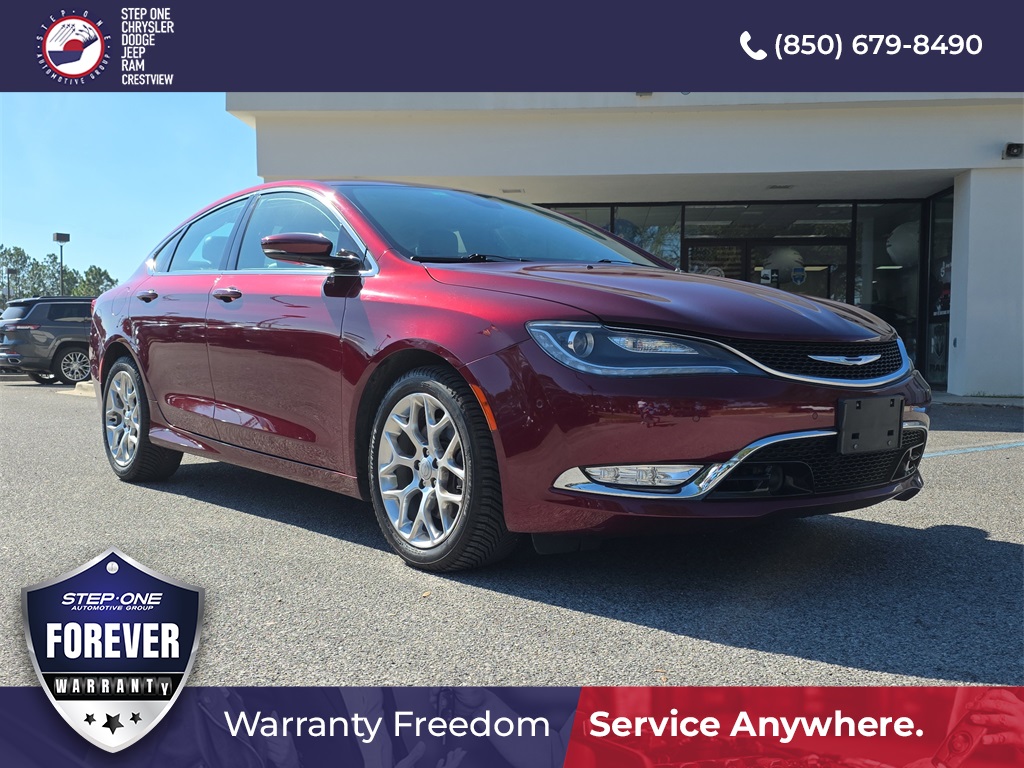 2015 Chrysler 200 C's photo
