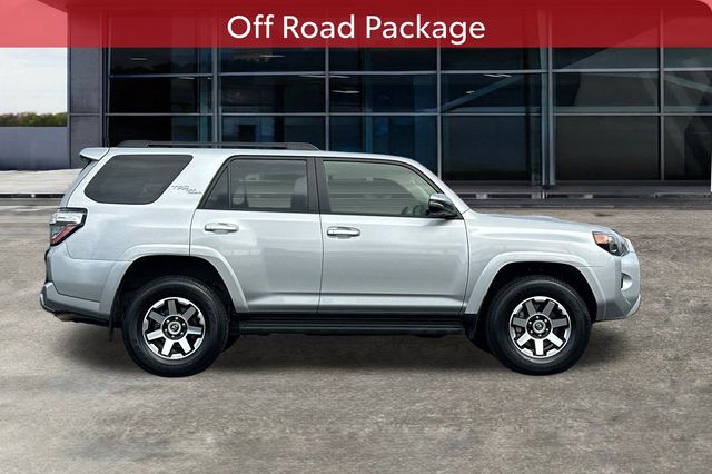 2024 Toyota 4Runner TRD Off-Road Premium photo 3