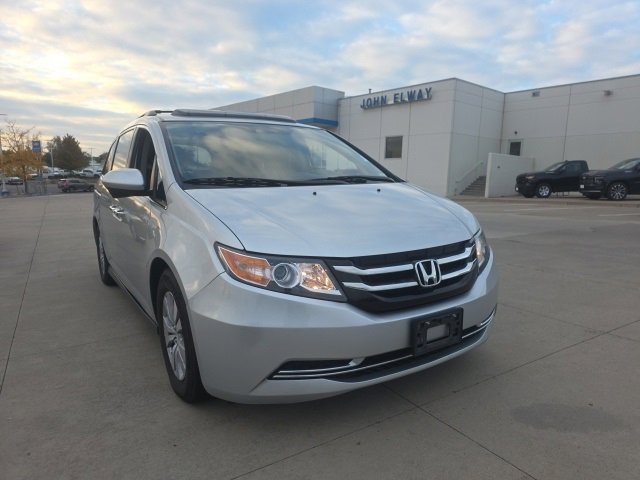 2015 Honda Odyssey EX-L photo 3