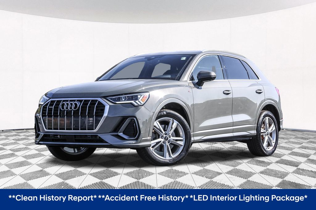 2023 Audi Q3 S line Premium Plus photo 2