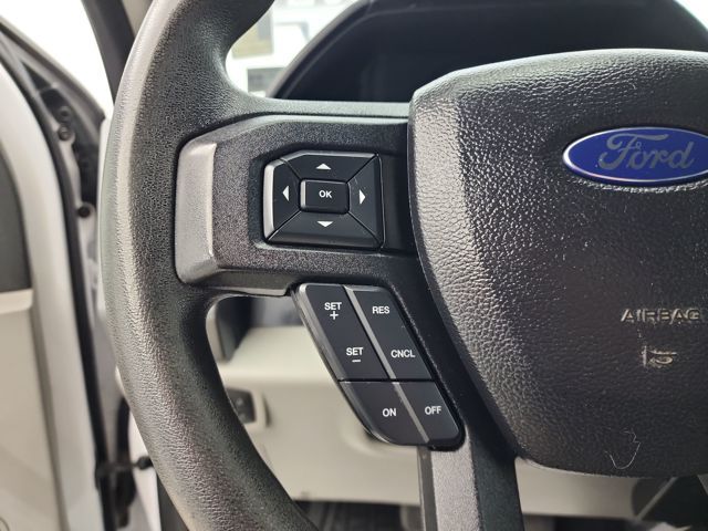 2015 Ford F-150 XL photo 30