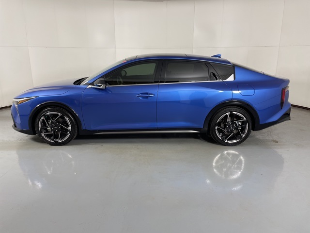 2025 Kia K4 GT-Line photo 5