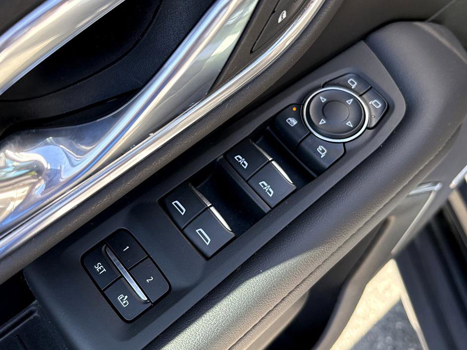 2023 Chevrolet Tahoe High Country photo 19