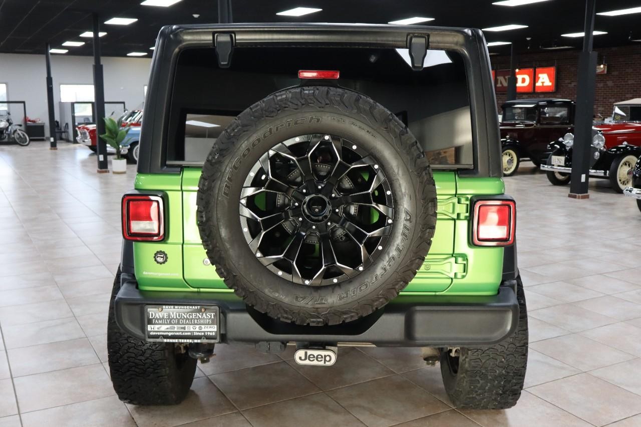 2018 Jeep Wrangler Unlimited Sport photo 3