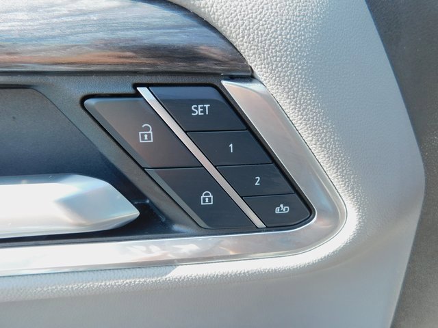 2024 Chevrolet Silverado 1500 LTZ photo 22