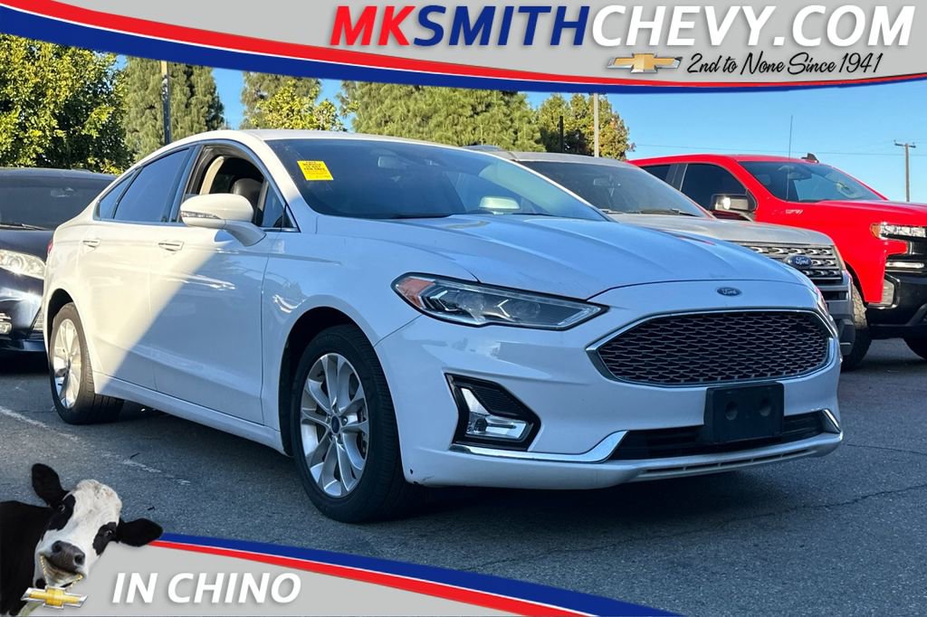 2019 Ford Fusion Energi Titanium's photo