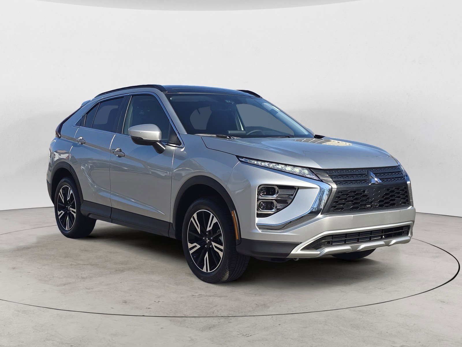 2026 Mitsubishi Eclipse Cross SE's photo