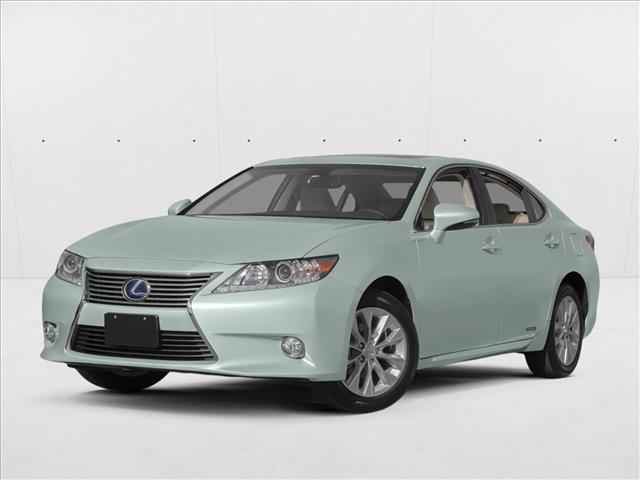 2013 Lexus ES 300h's photo