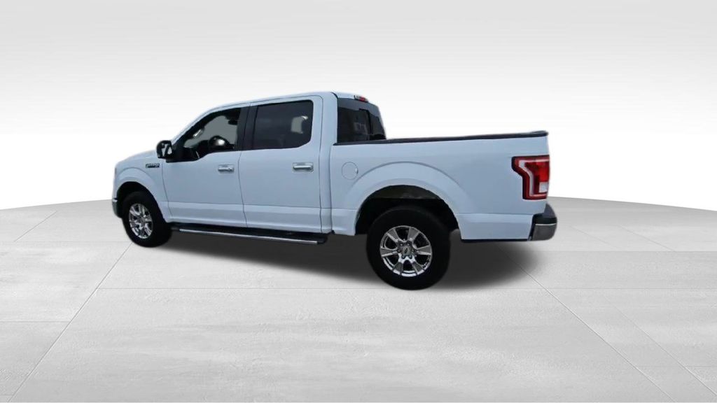 2016 Ford F-150 XLT photo 4
