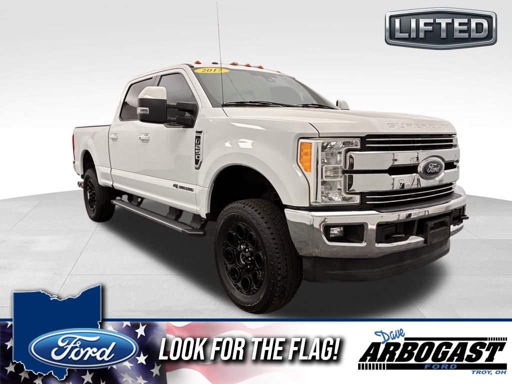 2017 Ford F-250 Super Duty Lariat's photo