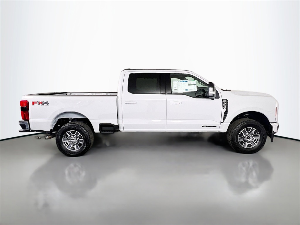 2025 Ford F-250 Lariat photo 17