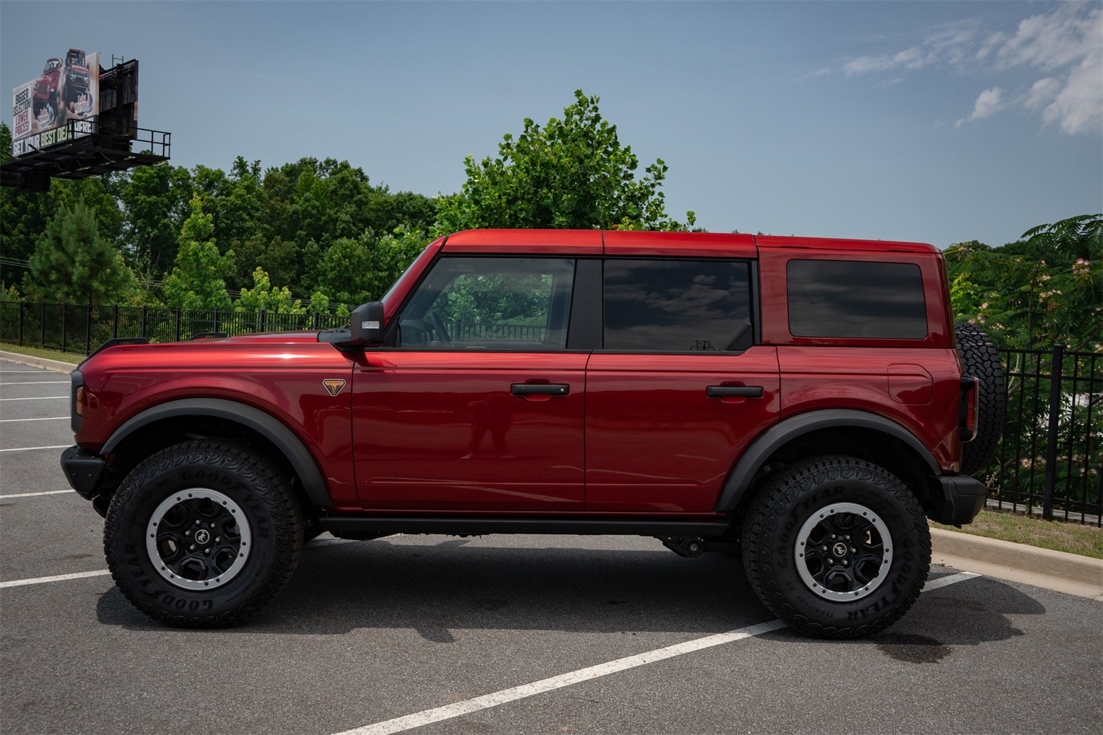 2025 Ford Bronco Badlands photo 5