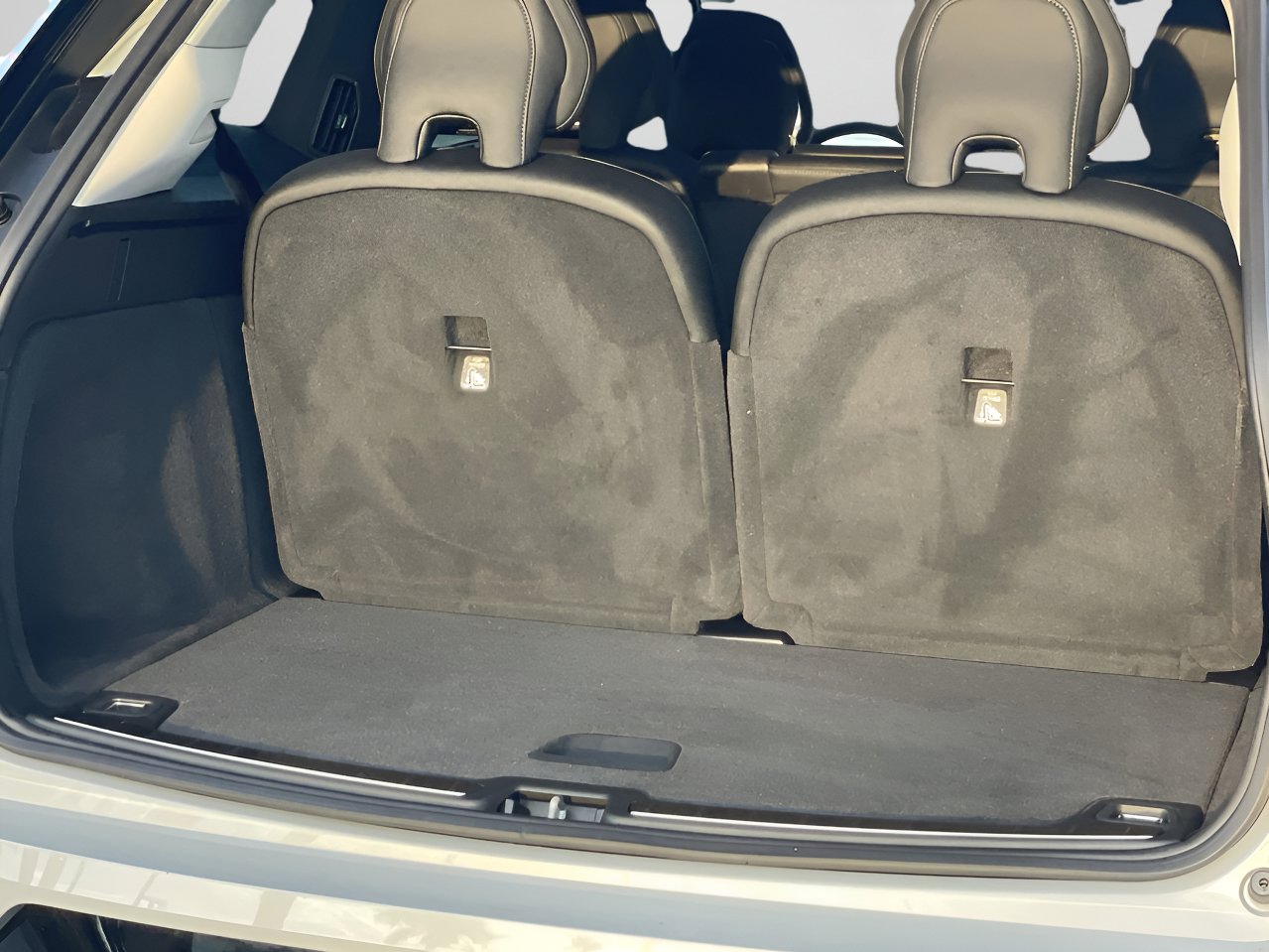 2025 Volvo EX90 Twin Motor Performance Ultra photo 5