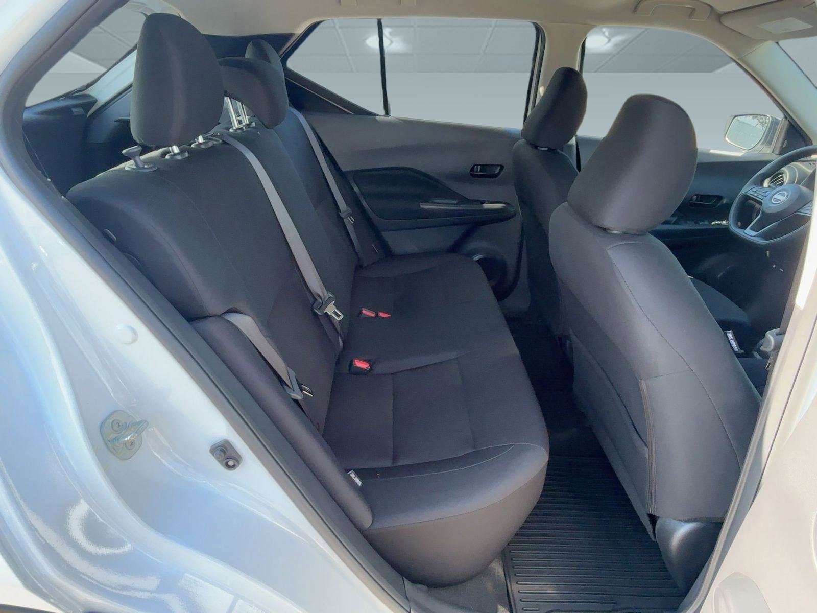 2025 Nissan Kicks Play S photo 26