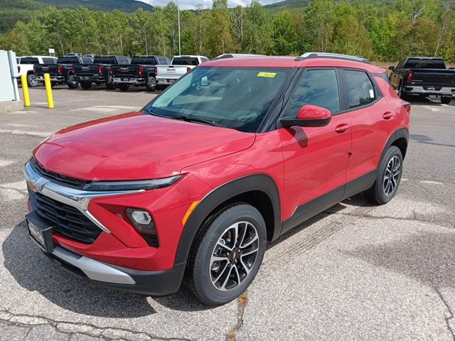 2026 Chevrolet Trailblazer LT photo 3