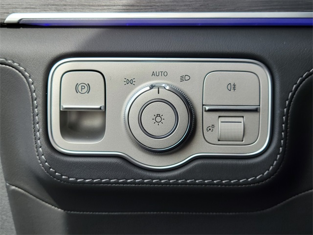 2026 Mercedes Benz GLS 63 AMG 4MATIC photo 27