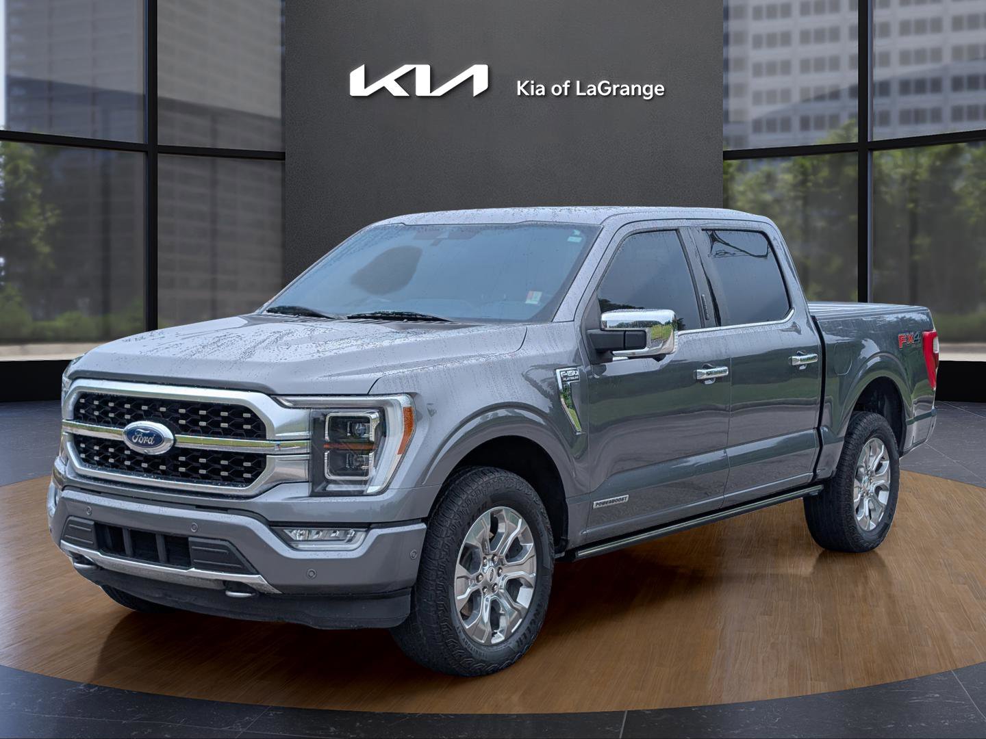 2021 Ford F-150 Platinum's photo
