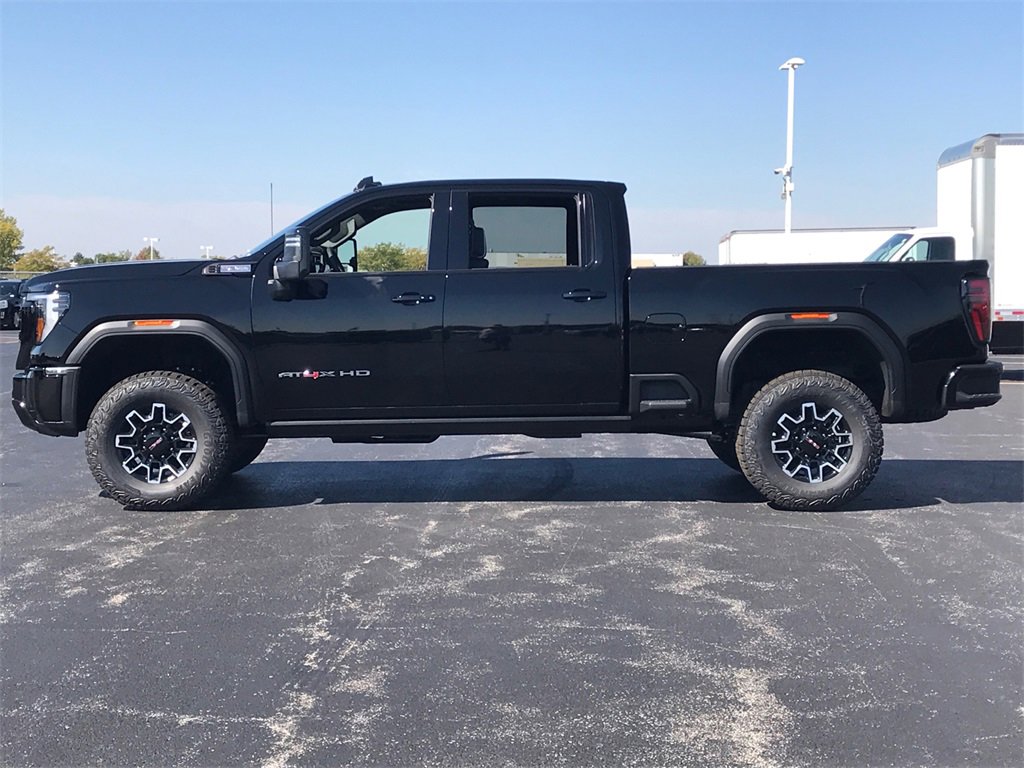 2026 Gmc Sierra 2500 HD AT4X photo 4