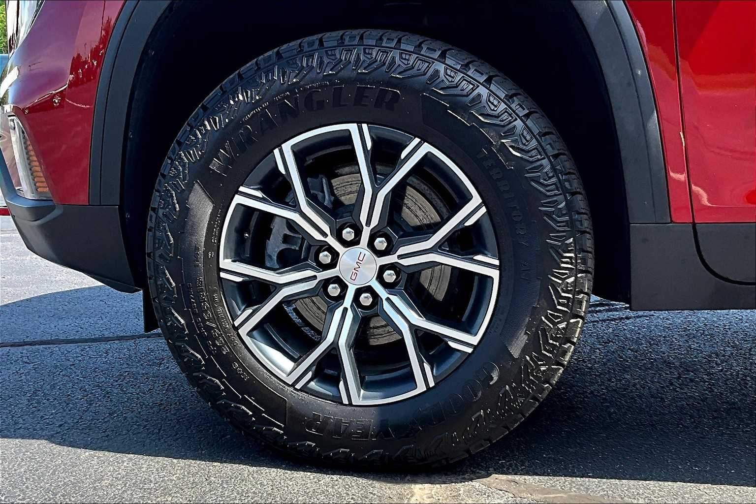 2024 Gmc Acadia AT4 photo 6