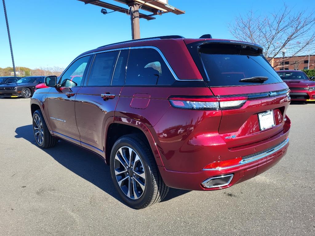 2024 Jeep Cherokee 4xe Overland photo 19