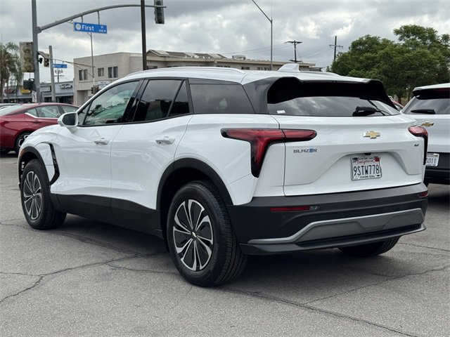 2025 Chevrolet Blazer EV photo 3
