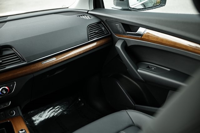 2023 Audi Q5 40 Premium photo 26