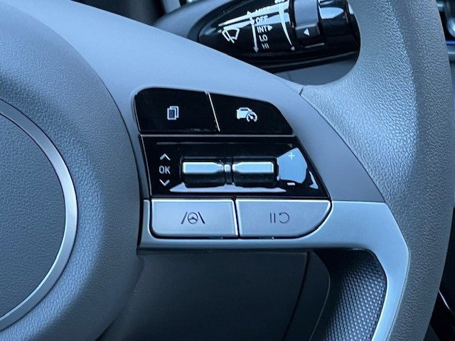 2024 Hyundai Elantra SEL photo 28