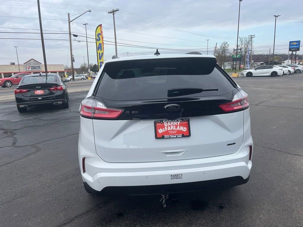 2024 Ford Edge SE photo 2
