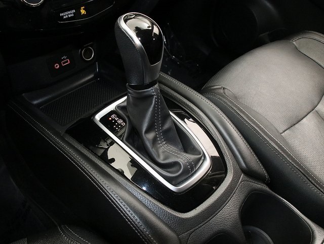 2018 Nissan Rogue SL photo 20