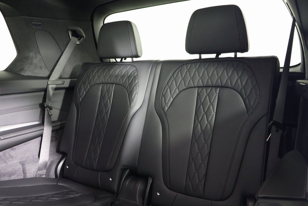 2026 Toyota RAV4 LE photo 7