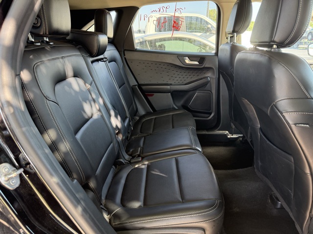 2020 Ford Escape SEL photo 5