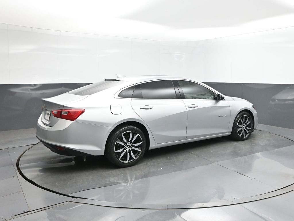 2018 Chevrolet Malibu 1LT photo 11