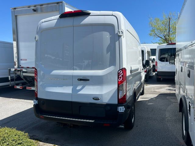 2024 Ford Transit Cargo Van photo 4